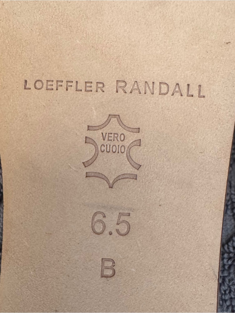 Loeffler Randall Hadley Leather Bow Flat Sandals Dune Size 6.5 B - Picture 6 of 7